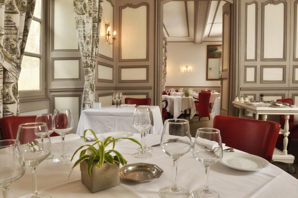 L'Esplan Hotel Saint-Paul-Trois-Chateaux ภายนอก รูปภาพ