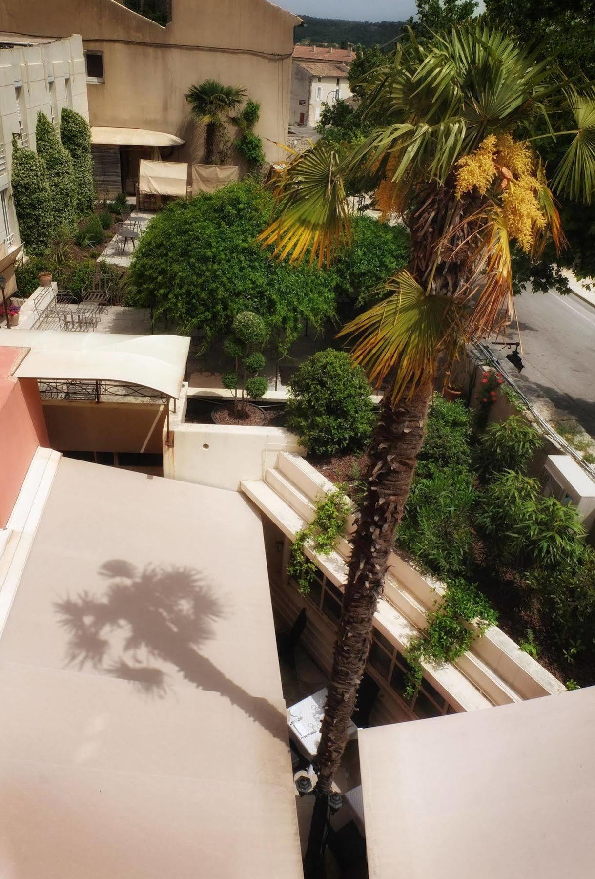 L'Esplan Hotel Saint-Paul-Trois-Chateaux ภายนอก รูปภาพ