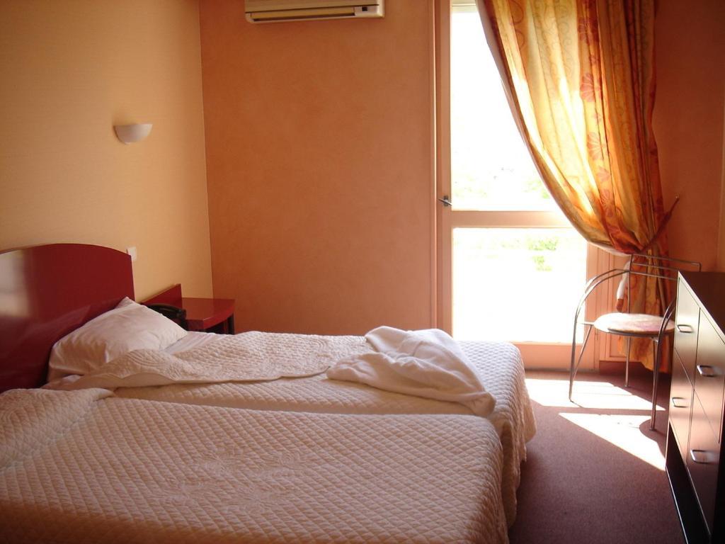 L'Esplan Hotel Saint-Paul-Trois-Chateaux ห้อง รูปภาพ